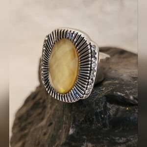 NWOT Lia Sophia "Beautify" Kiam Yellow cut crystal Silver Ring - Size 8